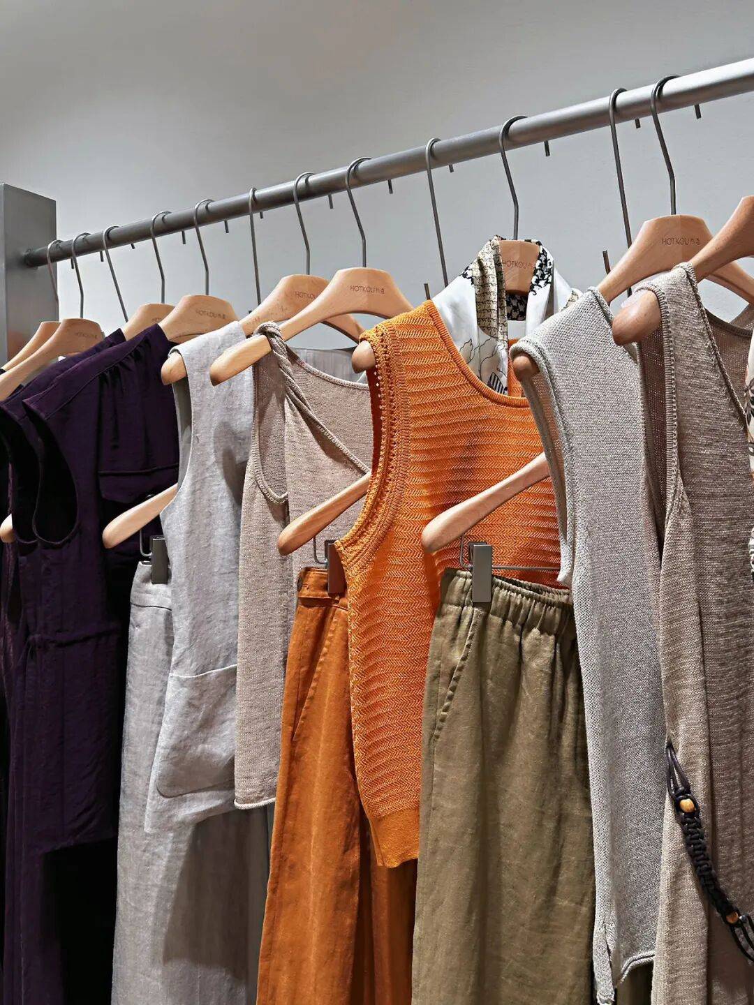 成都尚都服饰广场购物体验指南 鞋帽零售区探索